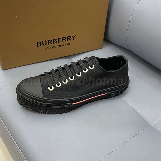 Burberry Men's Shoes 226